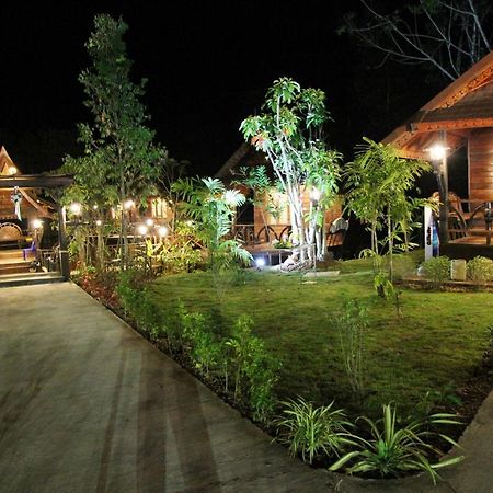 Burilamplai Resort Thung Yai Buitenkant foto
