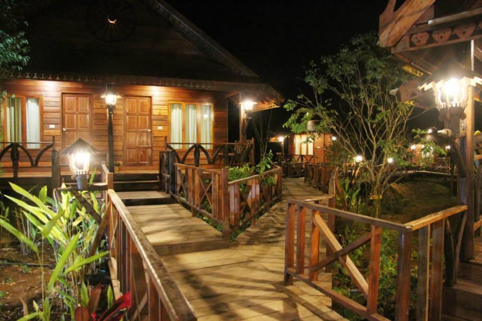 Burilamplai Resort Thung Yai Kamer foto
