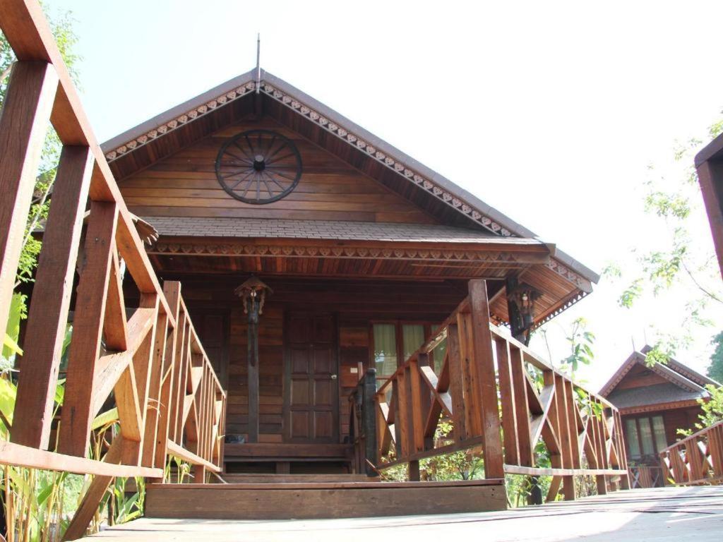 Burilamplai Resort Thung Yai Buitenkant foto